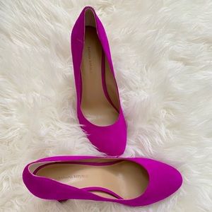 banana republic pink suede heels *brand new*